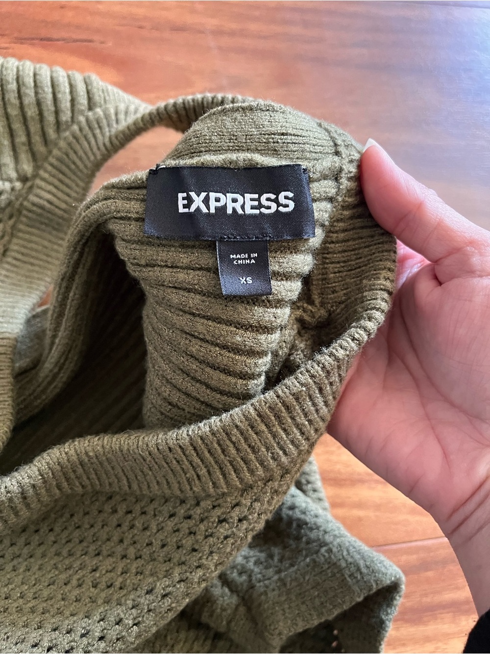 Express Ribbed Knit Sweater Top - Picture 6 of 8